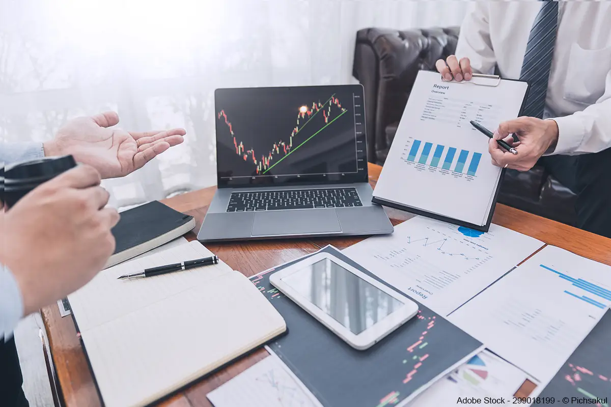 Brokerage-Kosten verstehen: Gebühren, Spreads und Orderpreise